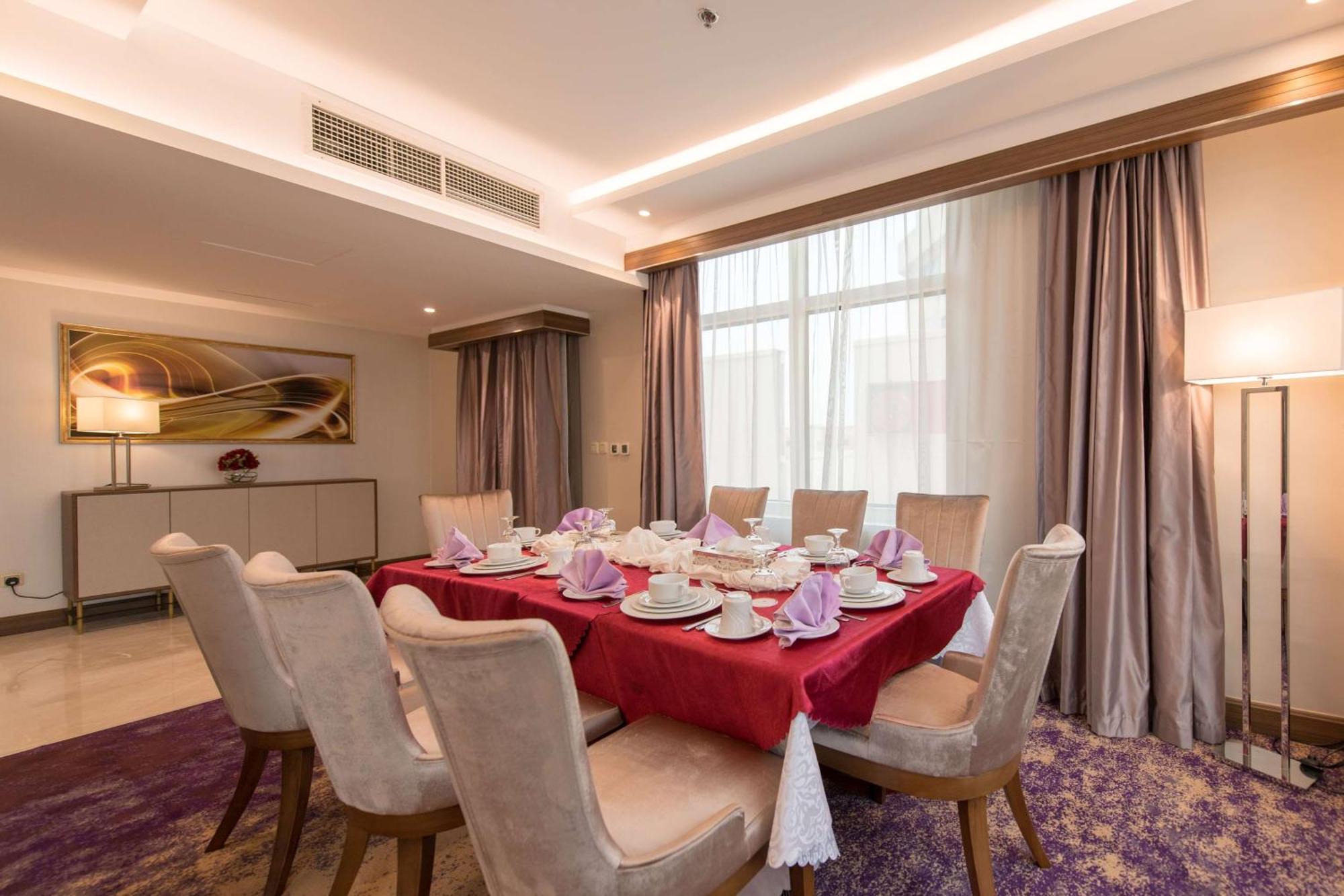 Hotel Ramada By Wyndham Continental 3*